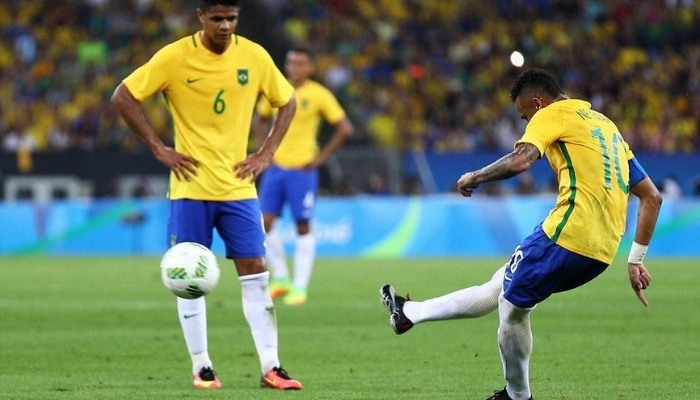 Cách chuyền bóng sệt